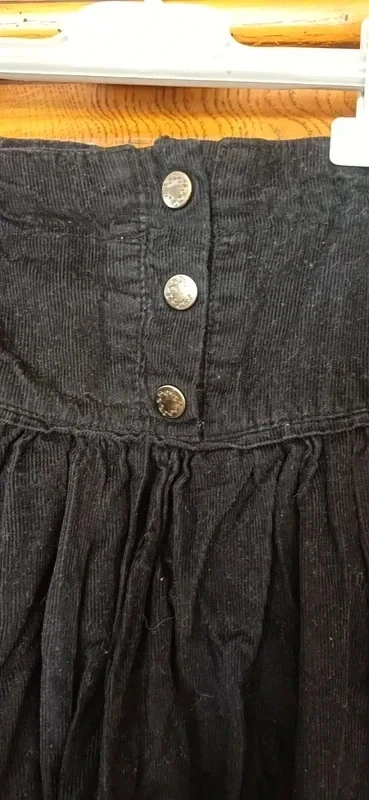 Black velour skirt by Kids nai size 5 years – photo 3